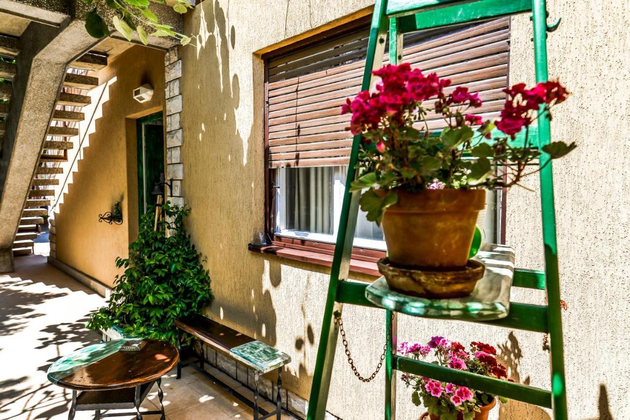 Apartment Dora أوماغ المظهر الخارجي الصورة