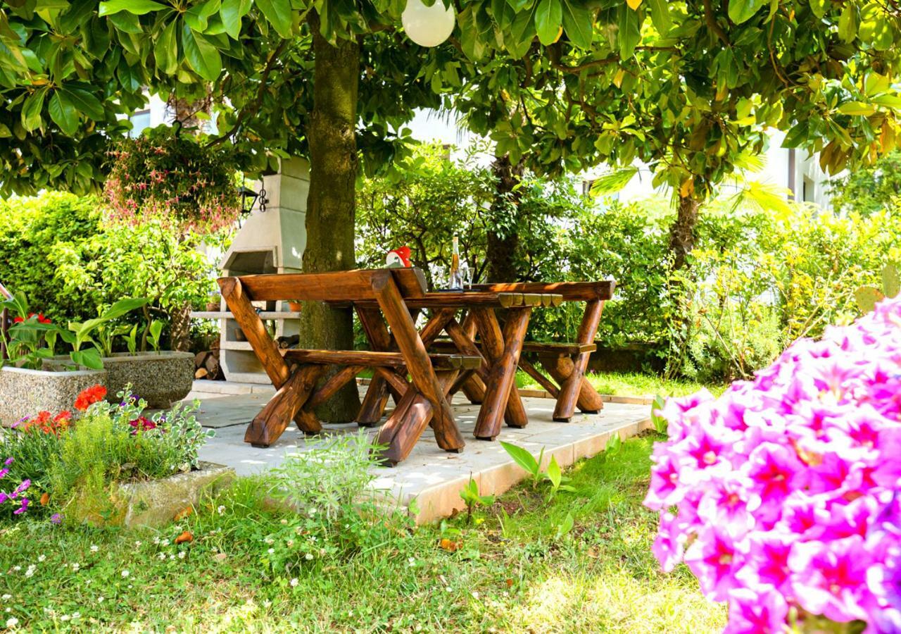 Apartment Dora أوماغ المظهر الخارجي الصورة